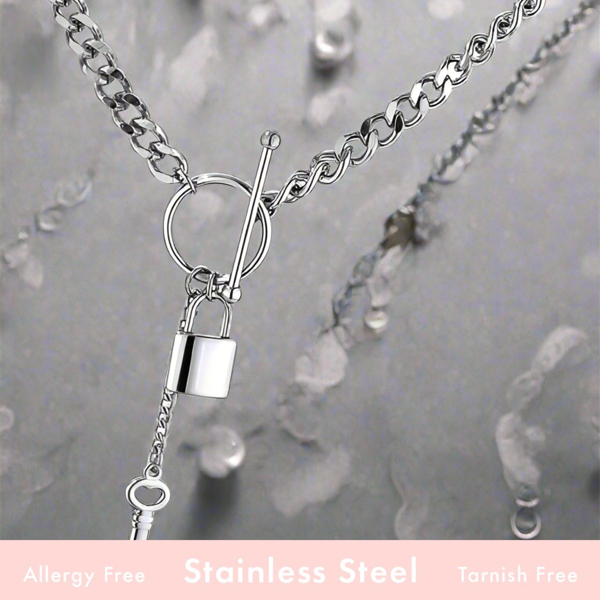 Collier Cadenas et Clé, Fermeture à Toggle Avant